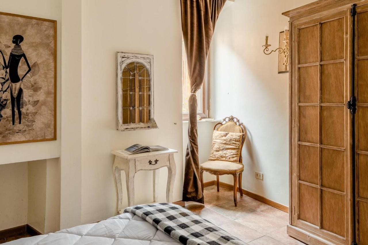 Rome Right In The Ancient Historical Center Two Bedrooms Two Bath, Up To 6 Pax Zewnętrze zdjęcie